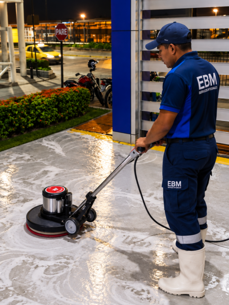 Limpieza profesiona industrial de piso EBM